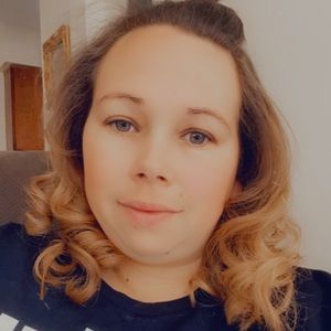 Meet your Posher, Kellie